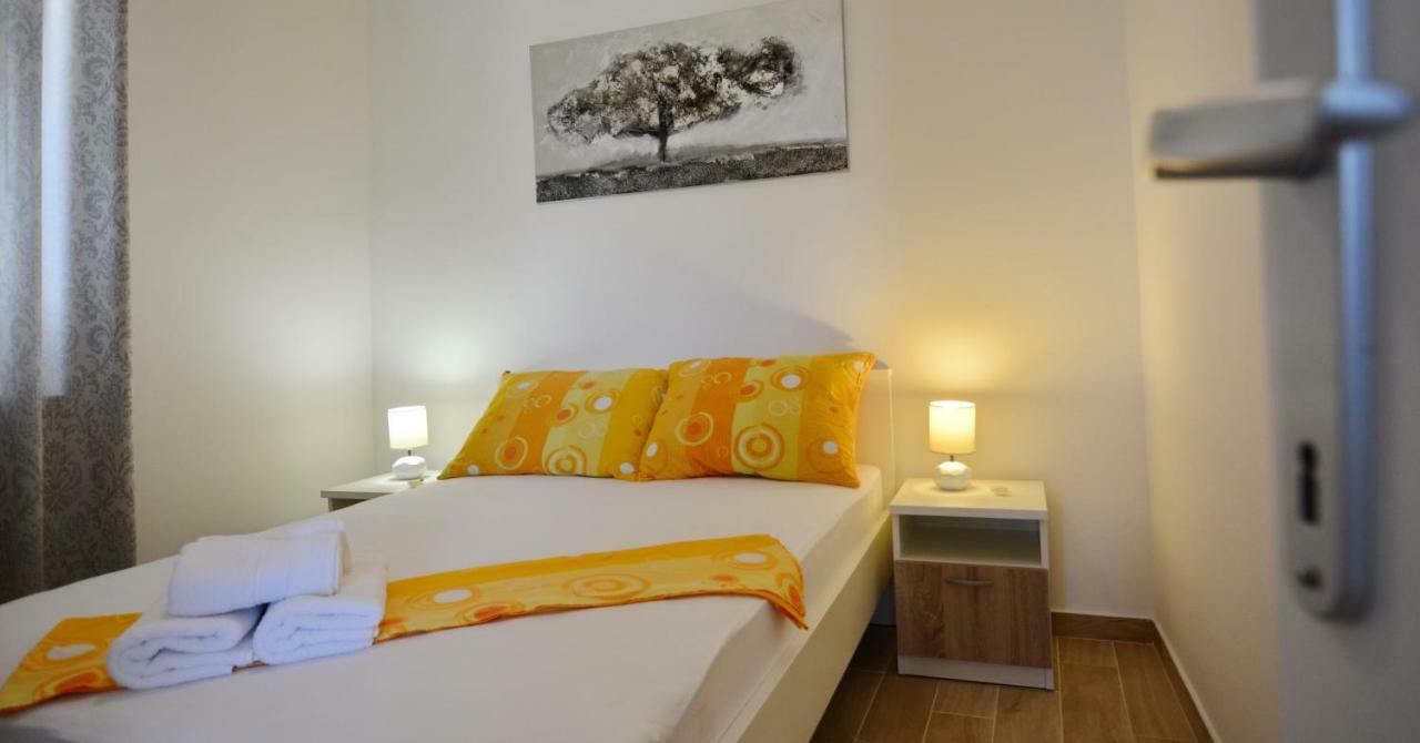 Apartmani Cesarec Basina ภายนอก รูปภาพ