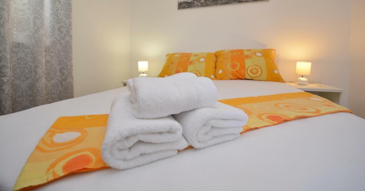 Apartmani Cesarec Basina ภายนอก รูปภาพ