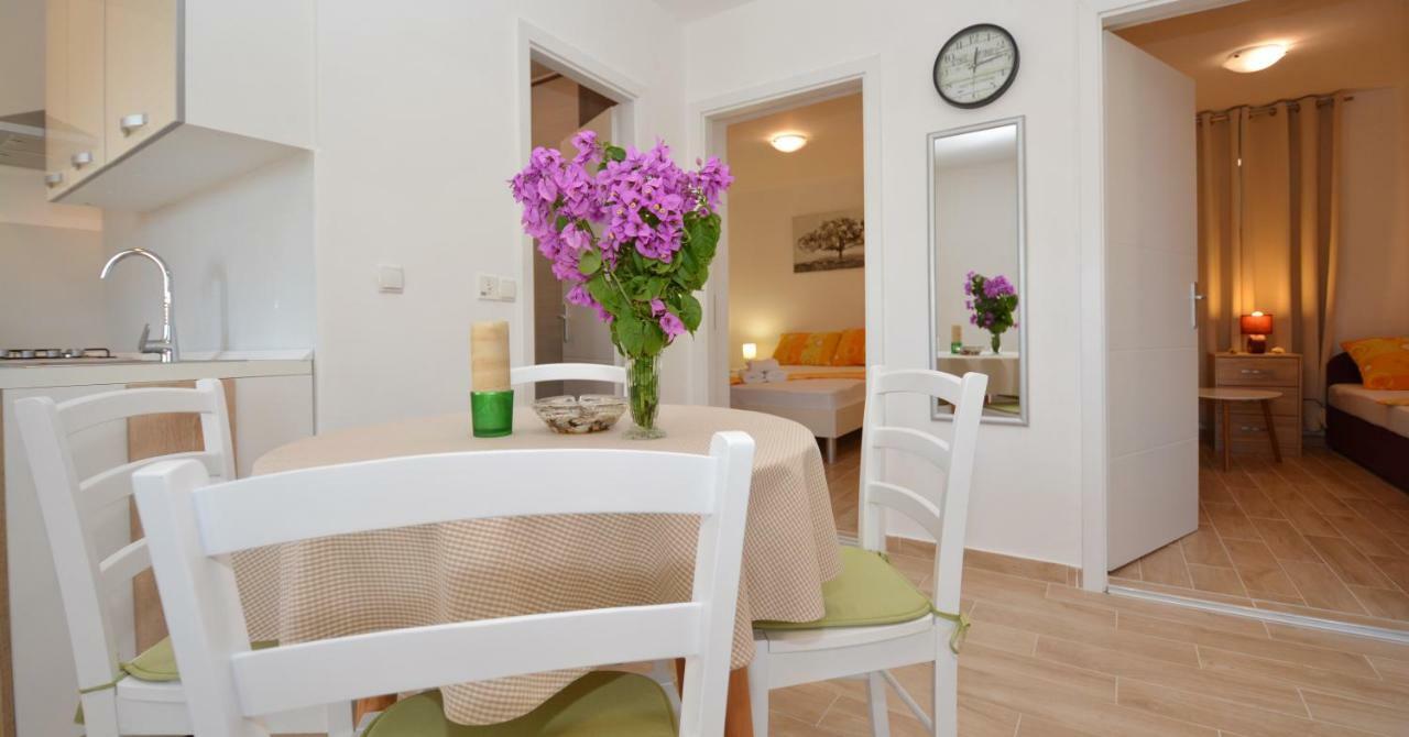 Apartmani Cesarec Basina ภายนอก รูปภาพ